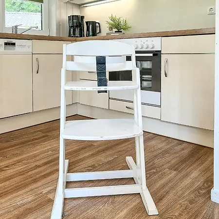 Schatzkiste - Dorf 4a * Priwall