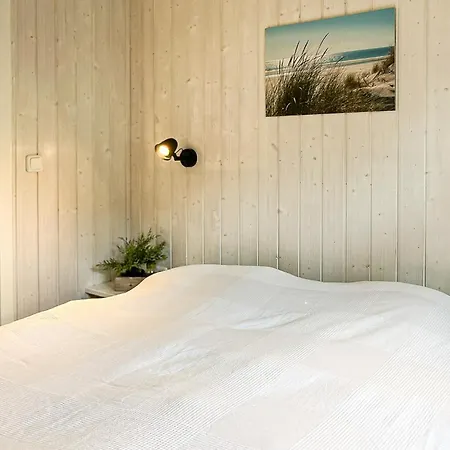 Schatzkiste - Dorf 4a Priwall