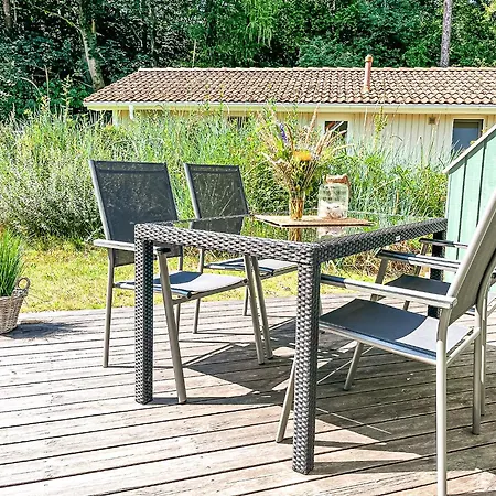 Schatzkiste - Dorf 4a * Priwall